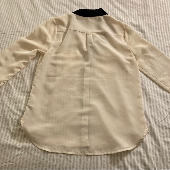 Forever 21 cream and black blouse - Picture 8 of 12